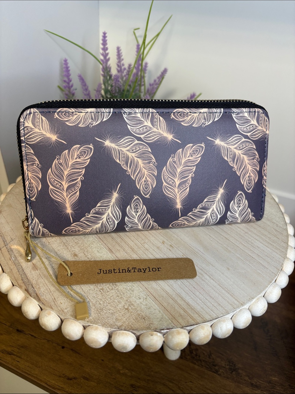 Wallet zip around